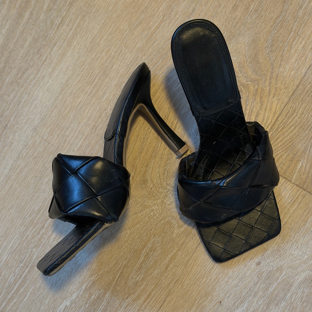 Black Quilted Women's Heels